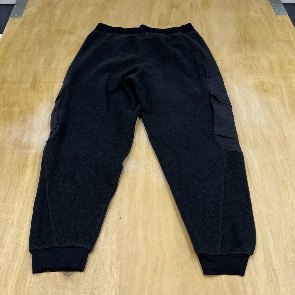 Lululemon Fleece High Rise Cargo Jogger Women Sz 12 (Waist 32-35) Black (No Tag) - Picture 3 of 16